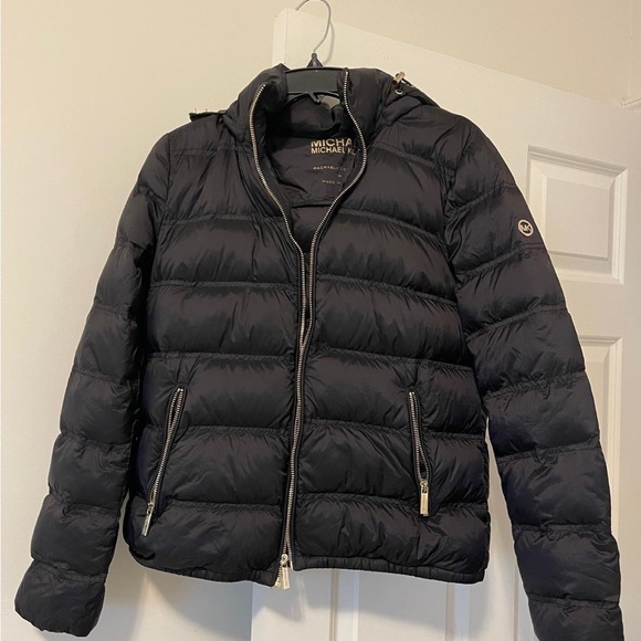 Michael Kors puffer jacket - Picture 1 of 3